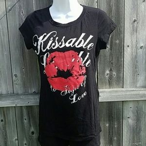 Kissable Lips Tee in Black, White and Red